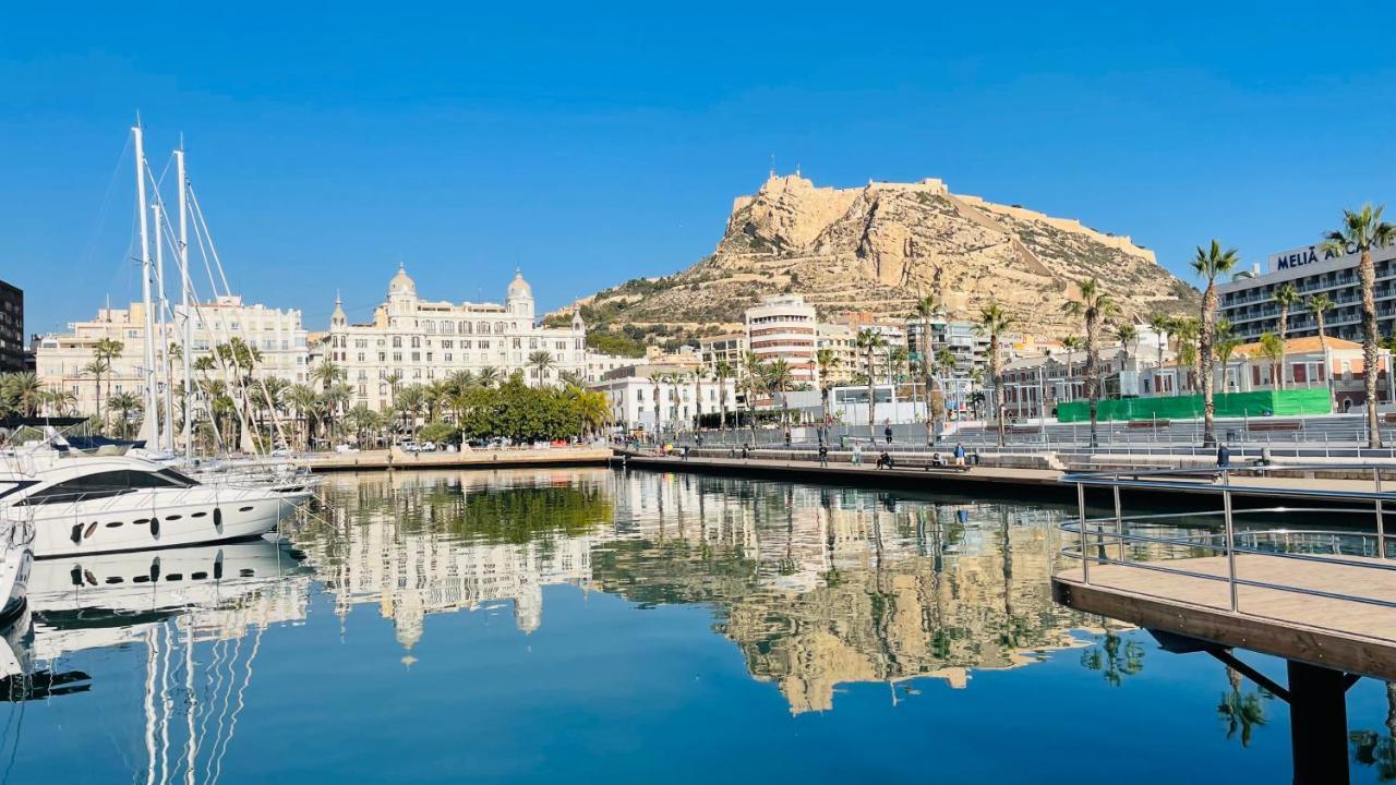 Alicante Postiguet Studios 外观 照片