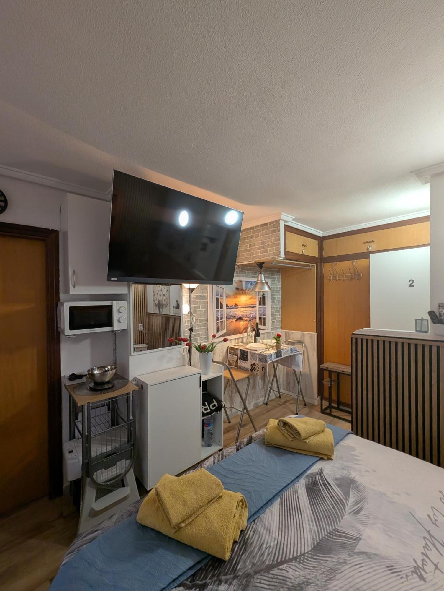 Alicante Postiguet Studios 外观 照片